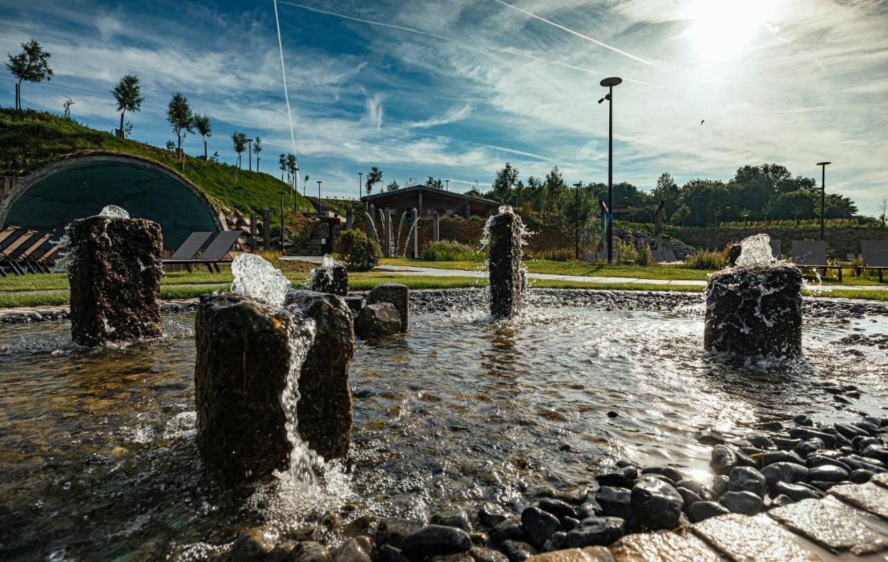 Waer Waters Spa Hotel Groot Bijgaarden Dış mekan fotoğraf